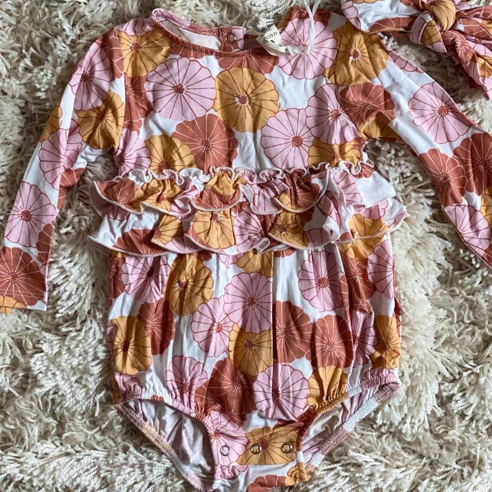 NWT Kate Quinn Long Sleeve Bubble